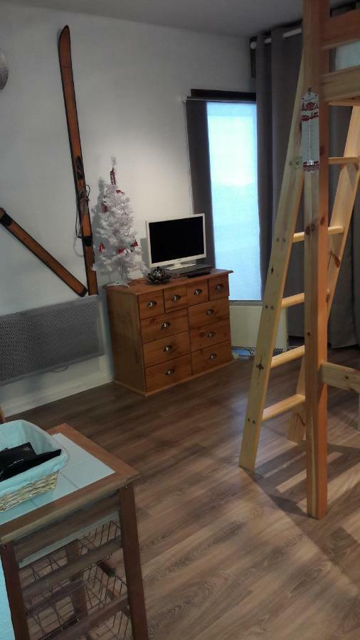 Studio Saint Lary Au Pla D'Adet Exteriör bild
